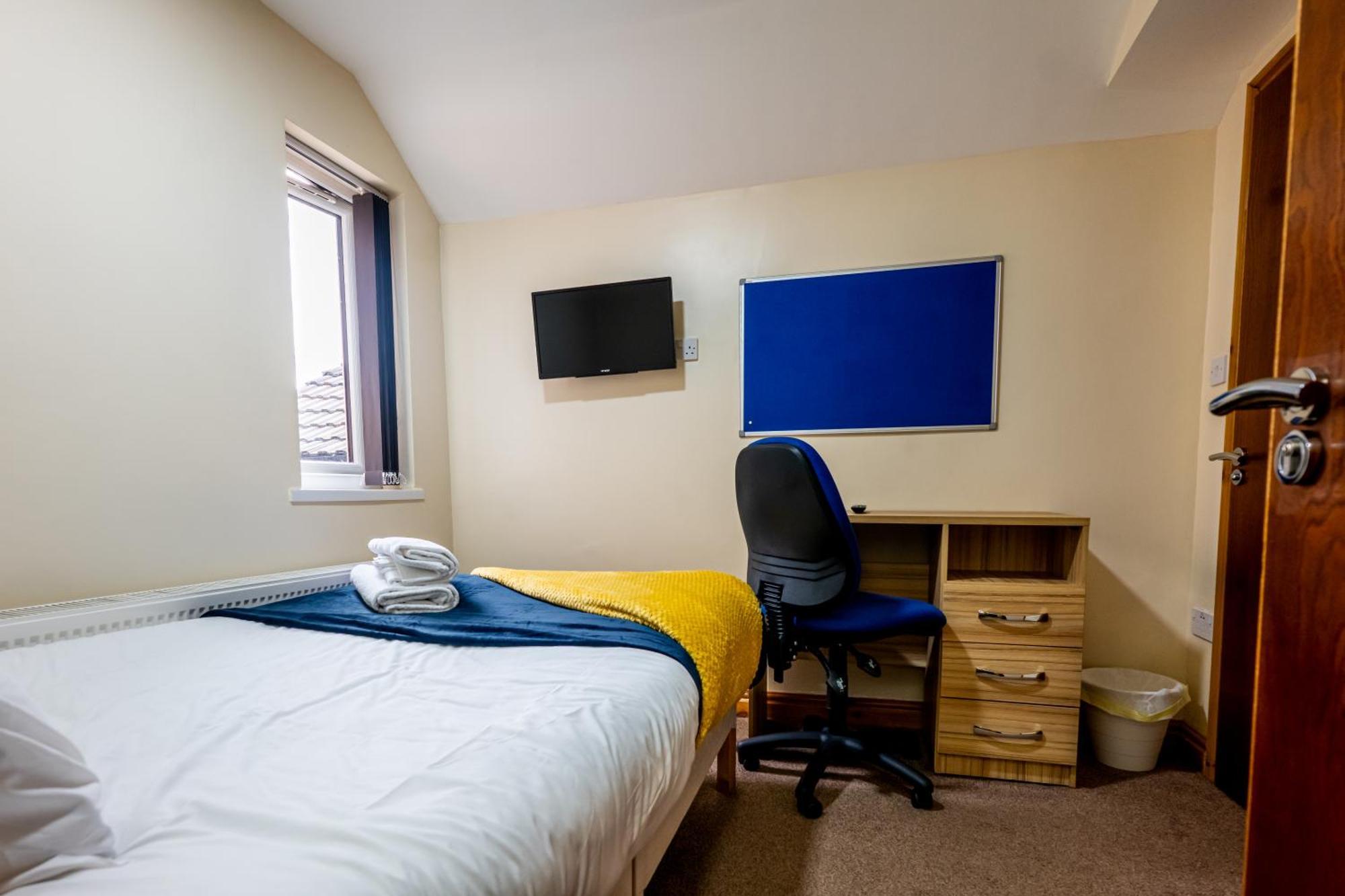 Private Rooms With Private Bathrooms In Selly Oak Бирмингем Экстерьер фото