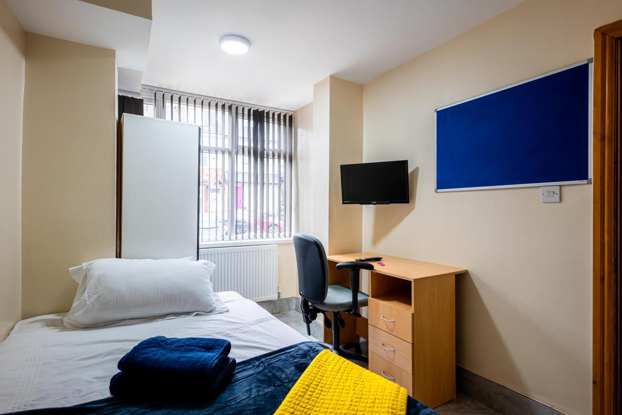 Private Rooms With Private Bathrooms In Selly Oak Бирмингем Экстерьер фото
